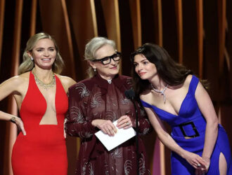 Emily Blunt and Anne Hathaway Pay Tribute to Meryl Streep at SAG Awards