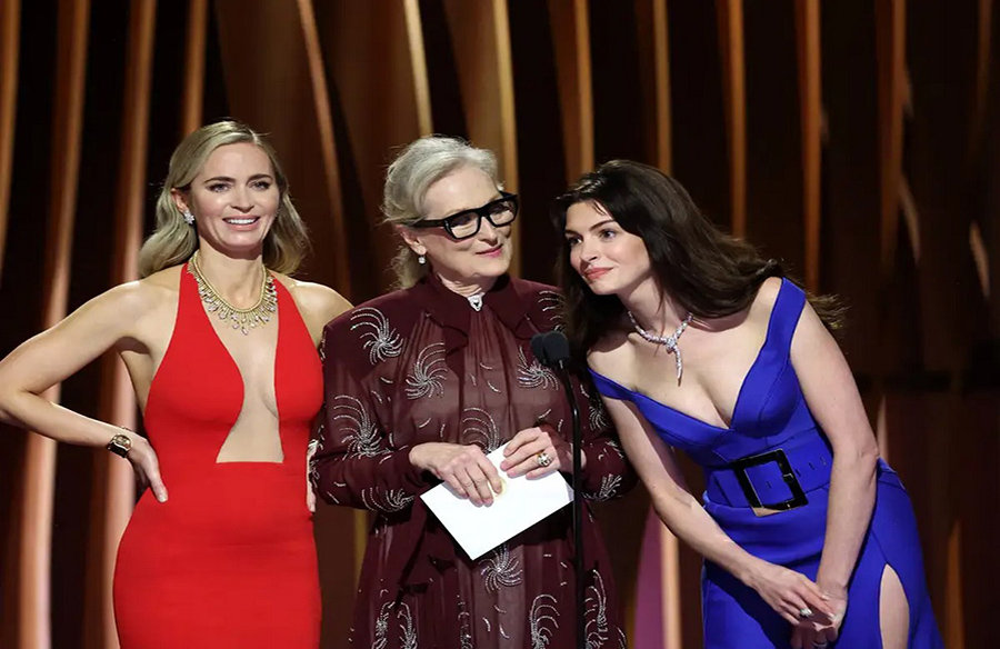 Emily Blunt and Anne Hathaway Pay Tribute to Meryl Streep at SAG Awards