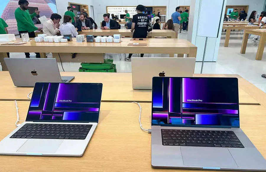 Apple's Alleged Plan for a Foldable Laptop